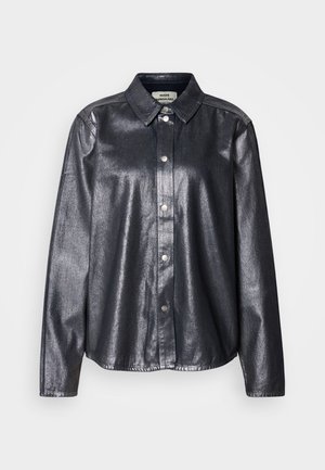 Tumši metalizēts krekls, izgatavots no gludas auduma, ar pogu aizdari, klasisku apkakli un garām piedurknēm ar brīvu piegriezumu.