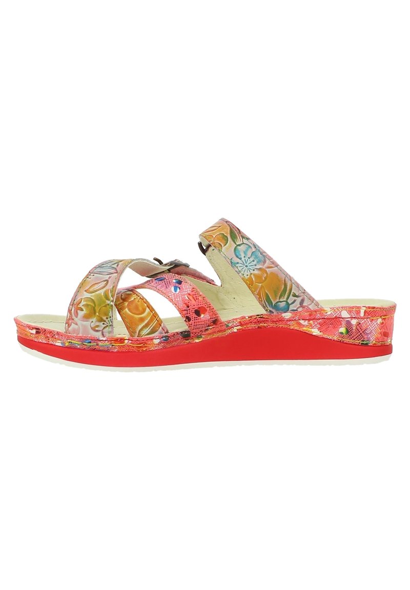 Sandales multicolores avec un motif floral, dotées d'une semelle compensée rouge, de brides croisées et d'accents décoratifs le long de la semelle.