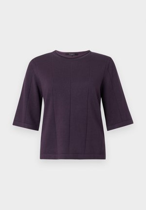 Violetinė trumpomis rankovėmis palaidinė su apvalia iškirpte ir vertikaliais siūlių dekoracijomis. Pagaminta iš minkštos, tekstūruotos medžiagos, laisvo silueto.