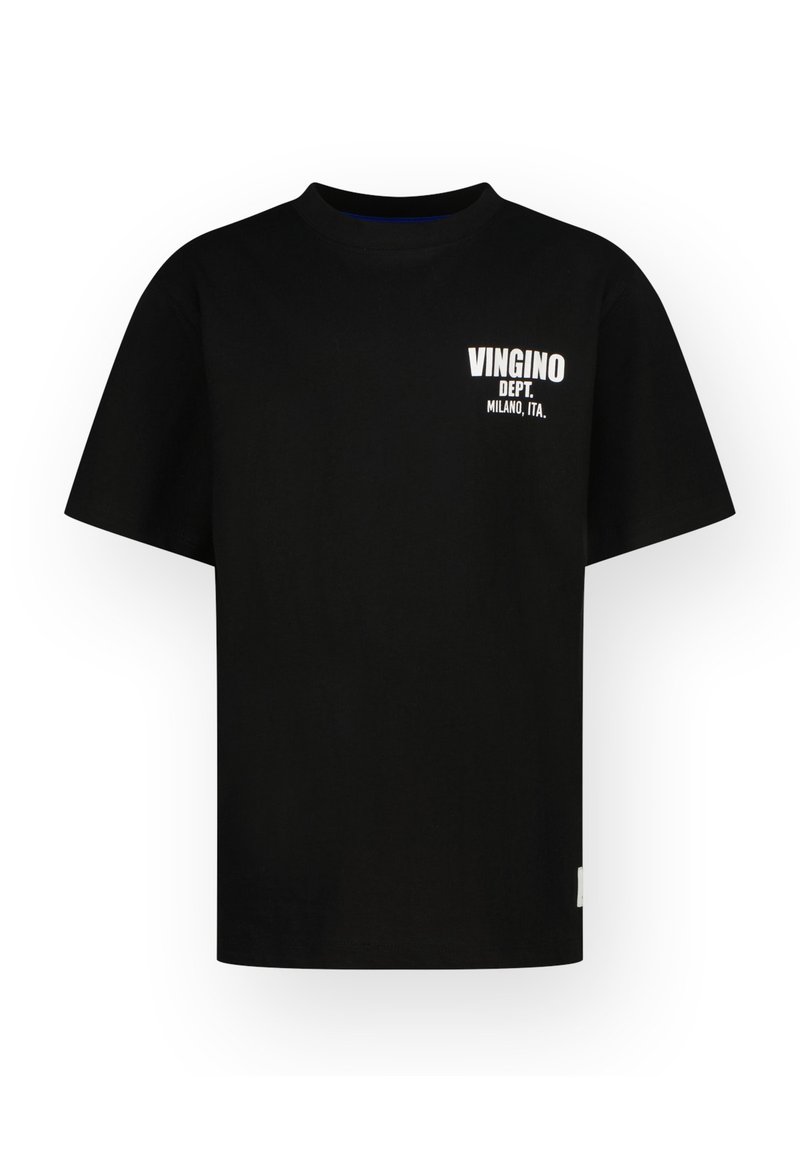 Sort bomulds t-shirt med korte ærmer, rund halsudskæring og hvid tekst "VINGINO DEPT. MILANO, ITA." på venstre brystområde.