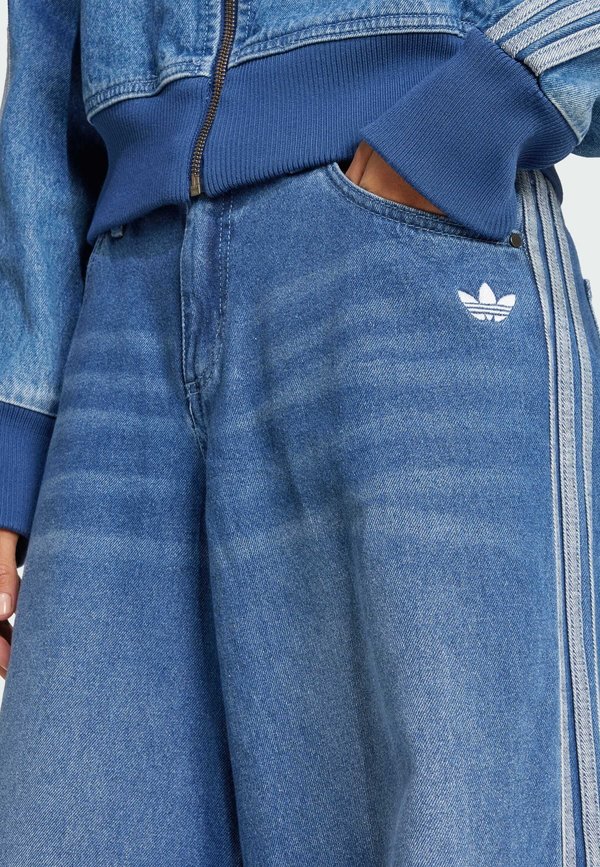 WIDE  - Wide Leg - indigo denim3