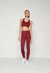 Hunkemöller SEAMLESS LEGGING - Leggingek - red