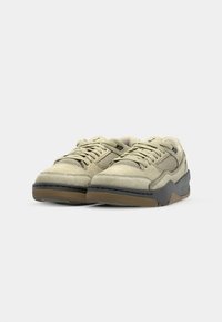 Jordan JORDAN FLIGHT COURT - Tenisice - rattan/anthracite