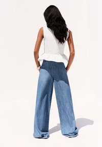 PULL&BEAR - WITH BOWS - Blouse - white Image miniature 1