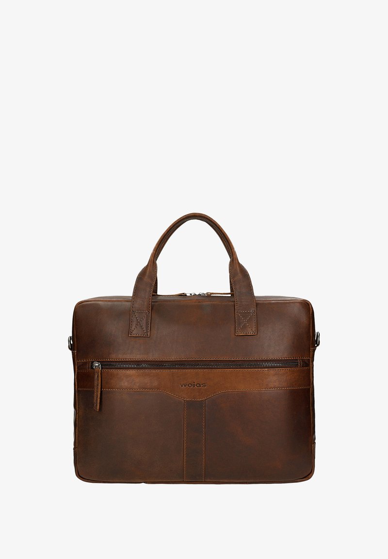 Brązowa skórzana teczka z podwójnymi uchwytami, przednią kieszenią na zamek błyskawiczny i gładką fakturą. Z przodu widnieje wytłoczone logo marki.