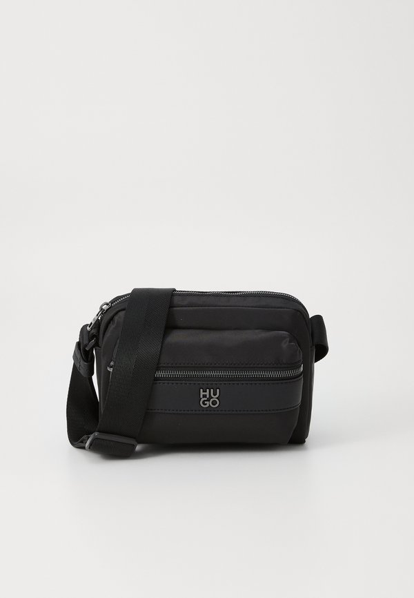 QUANTIC - Cross body bag