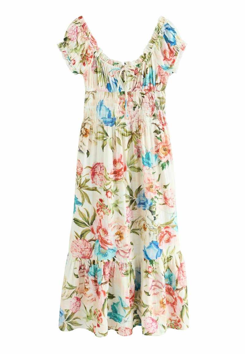 Vestido maxi floral de tejido ligero con escote de hombros caídos. Presenta flores en tonos rosa y azul, un cuerpo fruncido y un dobladillo en capas.