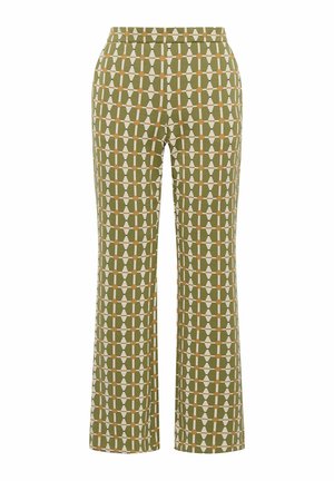 Pantalon vert à motifs présentant un design géométrique avec des accents blancs et orange, coupe fuselée et texture de tissu lisse.