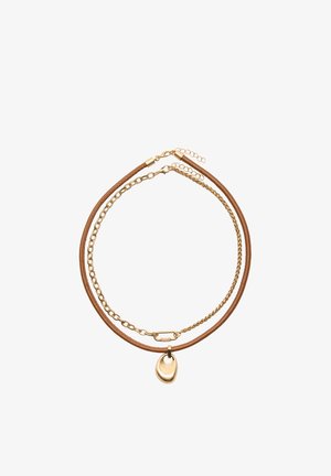 Brązowy naszyjnik ze skóry i złotym łańcuszkiem z zawieszką w kształcie kropli. Posiada wiele rzędów i zapięcie z przedłużką.