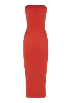 Rotes trägerloses Midikleid in einer figurbetonten Silhouette. Hergestellt aus glattem Stoff, weist es ein Bodycon-Design auf, das am Saum schmaler wird.