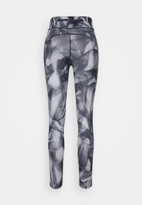 Legginsy w odcieniach czerni i szarości, z abstrakcyjnym geometrycznym wzorem, wysokim stanem i dopasowanym krojem.