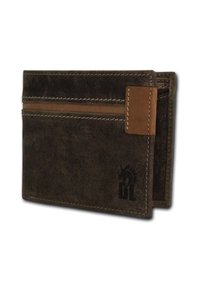 Bruine leren portemonnee met een gestructureerde afwerking, voorzien van een tan leren accent en witte stiksels; bevat meerdere kaartslots en een logo.
