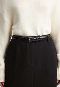 NA-KD Opasok - black