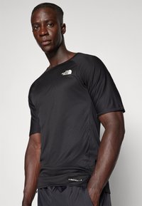 The North Face SUMMER LIGHTRANGE SUN PROTECTION - Sportfelső - black