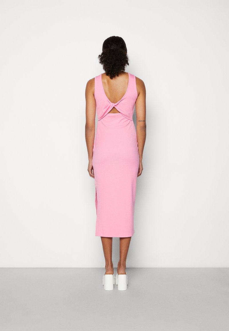 Forever New ALISTER TWIST BACK MIDI DRESS - Vestido de malha -  carnation/rosa - Zalando.pt