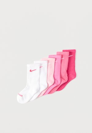 PERFORMANCE BASIC CREW 6 PACK - Calcetines - vivid pink