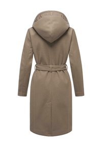 Manteau en laine beige avec une capuche, ceinture à la taille et logo brodé dans le dos. Dispose de manches longues et d'une silhouette droite.