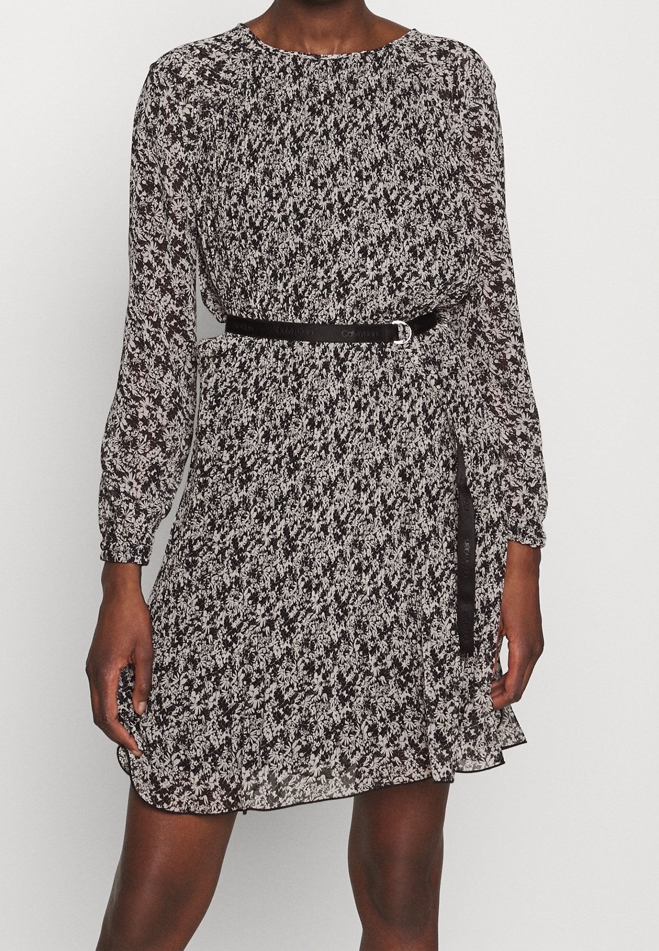 Calvin Klein Day dress - multi-coloured - (Pre-owned) - Zalando.ie Calvin Klein Day dress - multi-coloured - (Pre-owned) - Zalando.ie
