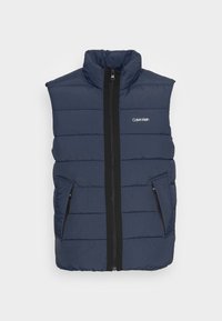 Marineblauer Steppweste mit hohem Kragen, horizontalem Steppmuster, durchgehendem Reißverschluss und Seitentaschen, versehen mit einem weißen Logo auf der Brust.