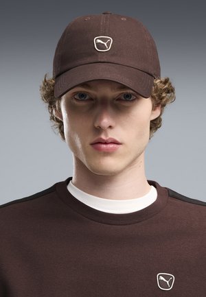 Puma, PUMA CAT PATCH BASEBALL-CAP UNISEX - Cappellino - chocolate fondue