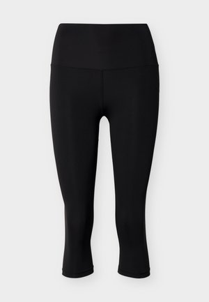 Fekete, magas derekú, rövidített leggings lapos varratokkal és sima felülettel, sportoláshoz vagy hétköznapi viselethez tervezve.