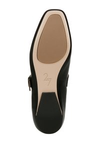 Chaussure noire avec un dessus en cuir lisse, bout arrondi et talon bas ; présente une semelle de couleur claire avec une adhérence texturée et un logo en relief.