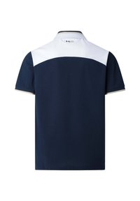 Modré polo tričko s bielym panelom na hornej zadnej strane, krátkymi rukávmi a malým logom "HS" pod golierom.