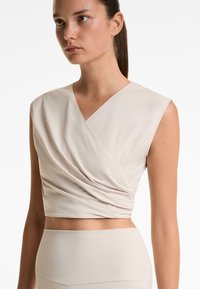 OYSHO Top - sand