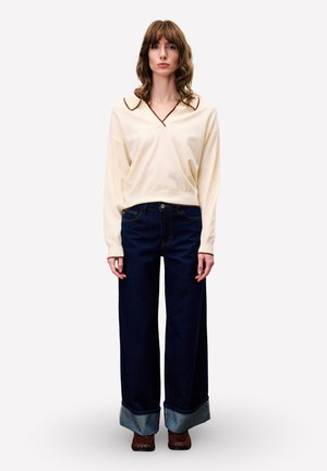 TRIOLET - Pullover - creme
