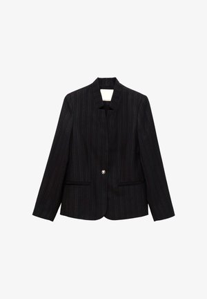 Blazer nero a righe con colletto a revers, chiusura con un solo bottone e due tasche frontali. Realizzato in tessuto testurizzato con un leggero lucido.