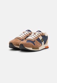 Blauer QUEENS - Sneakers basse - cognac/navy