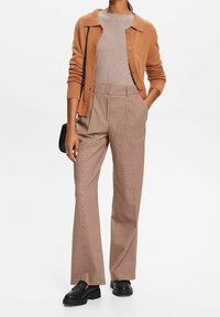 Esprit Langarmshirt - light brown