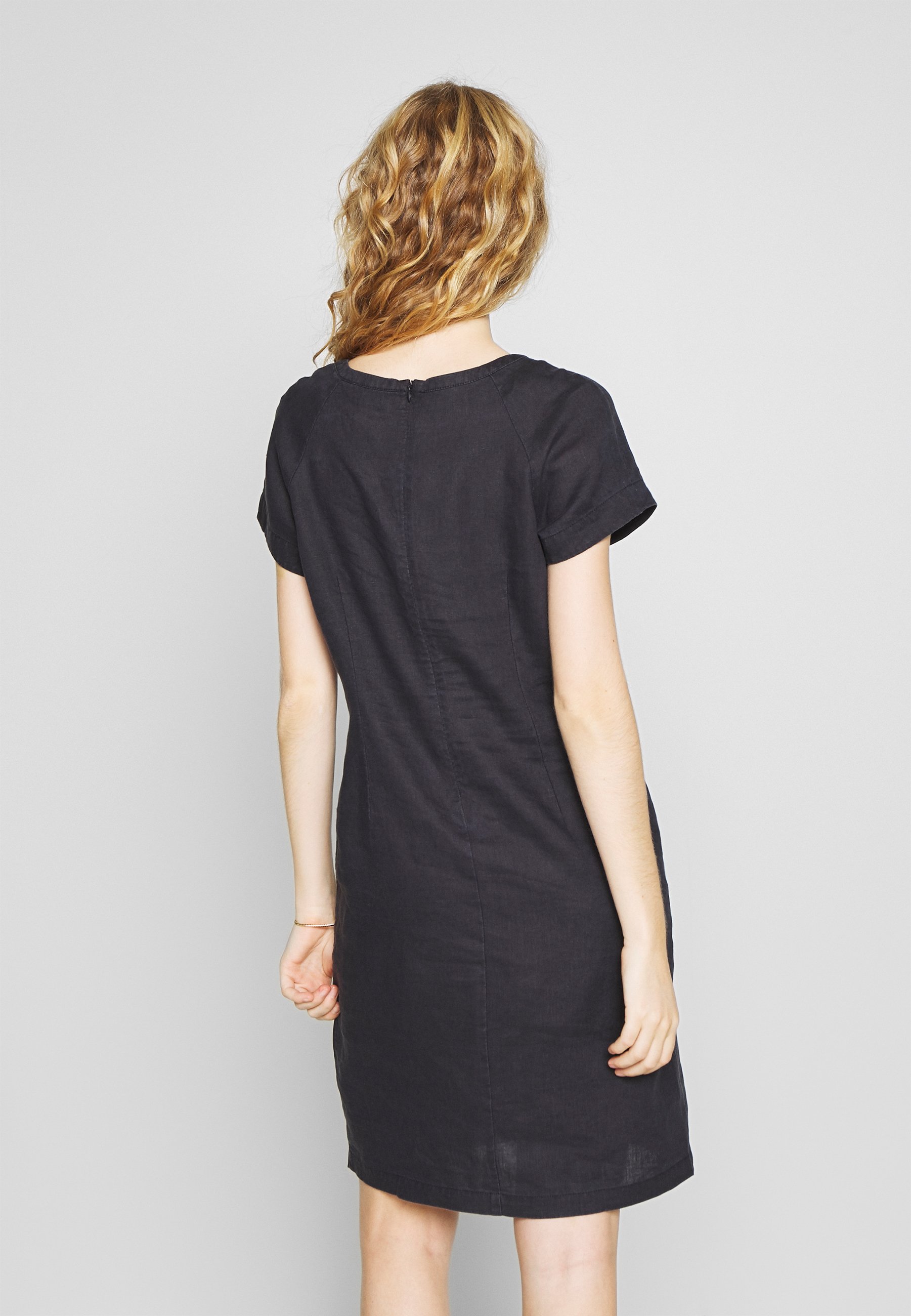 Part Two AUNDREAS Vardagsklänning dark navymörkblå Part Two Aundreas Dress Dark navy Part Two KLÄDER