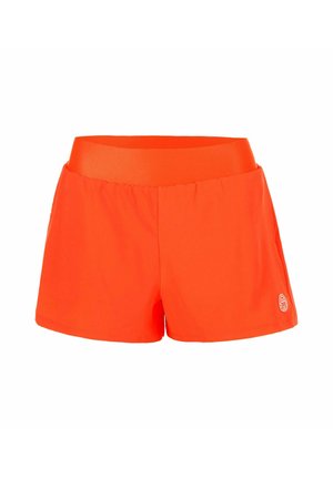 Shorts de sport orange vif avec large taille élastique et petit logo blanc sur la partie inférieure gauche de la jambe, sur fond blanc.