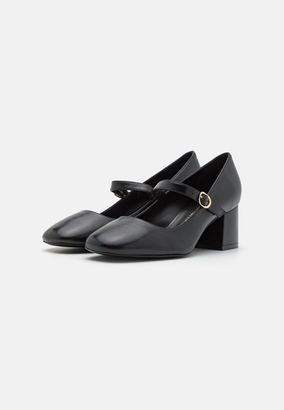Stuart Weitzman Tacones - black