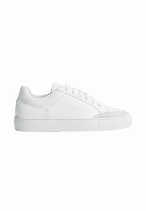 REGULAR FIT-ASHLEY LOW - Matalavartiset tennarit - white