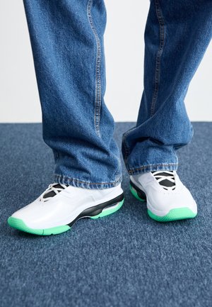 JORDAN STAY LOYAL 3 - Sneakers alte - white/green glow