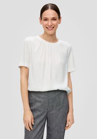 s.Oliver BLACK LABEL SCHIMMERNDEM - Bluse - creme