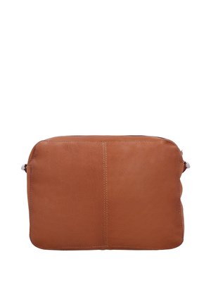 Braune rechteckige Lederetui mit zentraler Naht und Reißverschluss, zum Tragen kleiner persönlicher Gegenstände konzipiert.