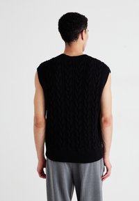 Weekday CABLE VEST - Débardeur - black