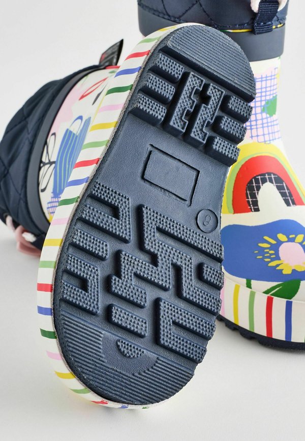 CUFF – REGULAR FIT – Lauflernschuh – multi character