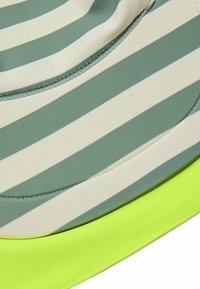 Next Cappello - mint green stripe