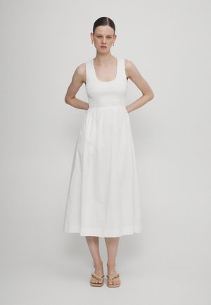 MATERA MIDI DRESS - Vapaa-ajan mekko - white