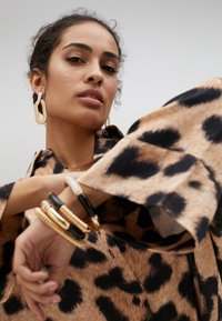 LOLA CASADEMUNT Paitapusero - leopard