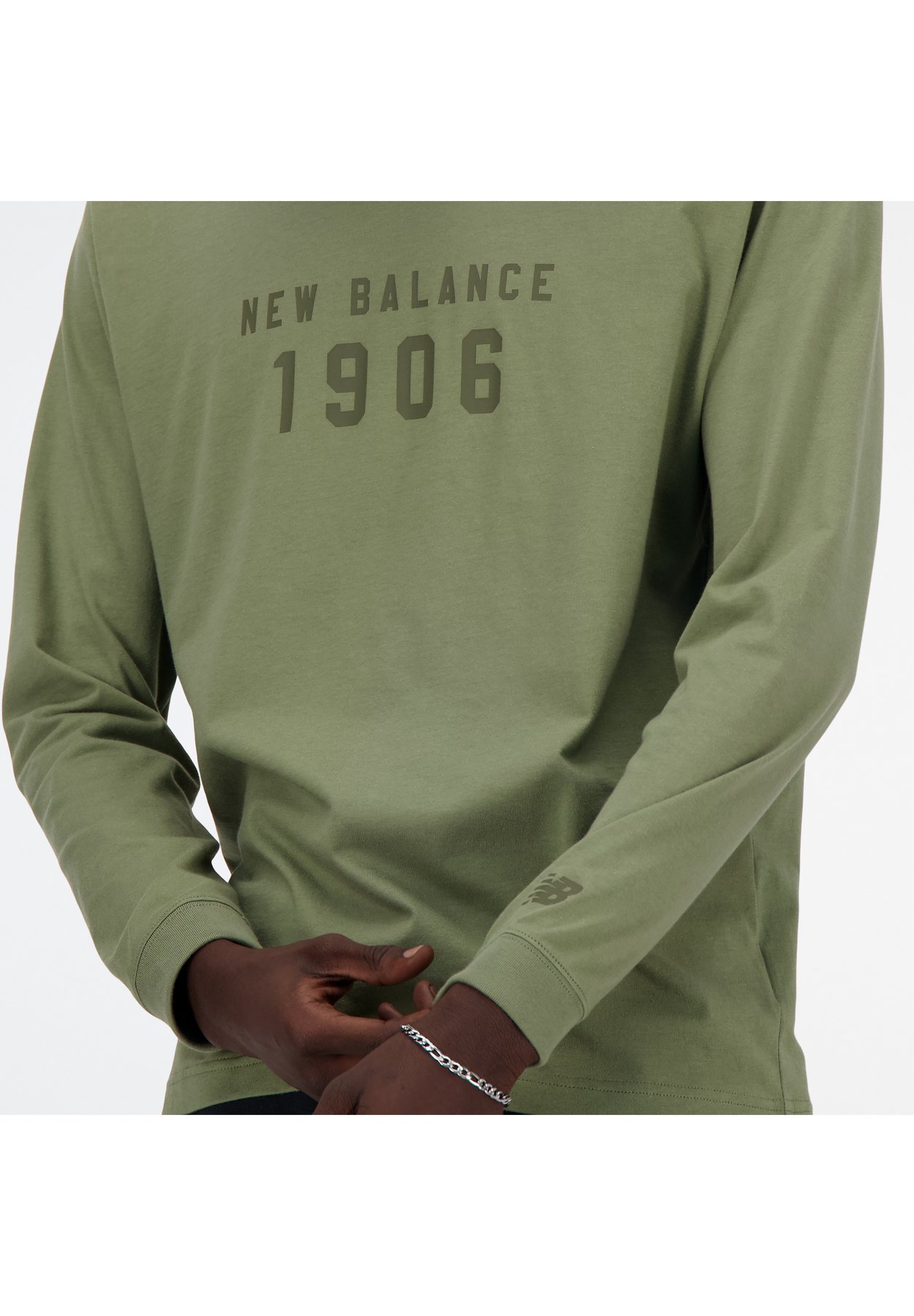 ICONIC COLLEGIATE GRAPHIC