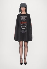 032c TELEPRESENCE OVERSIZED LONGSLEEVE - Μπλούζα με μακριά μανίκια - black