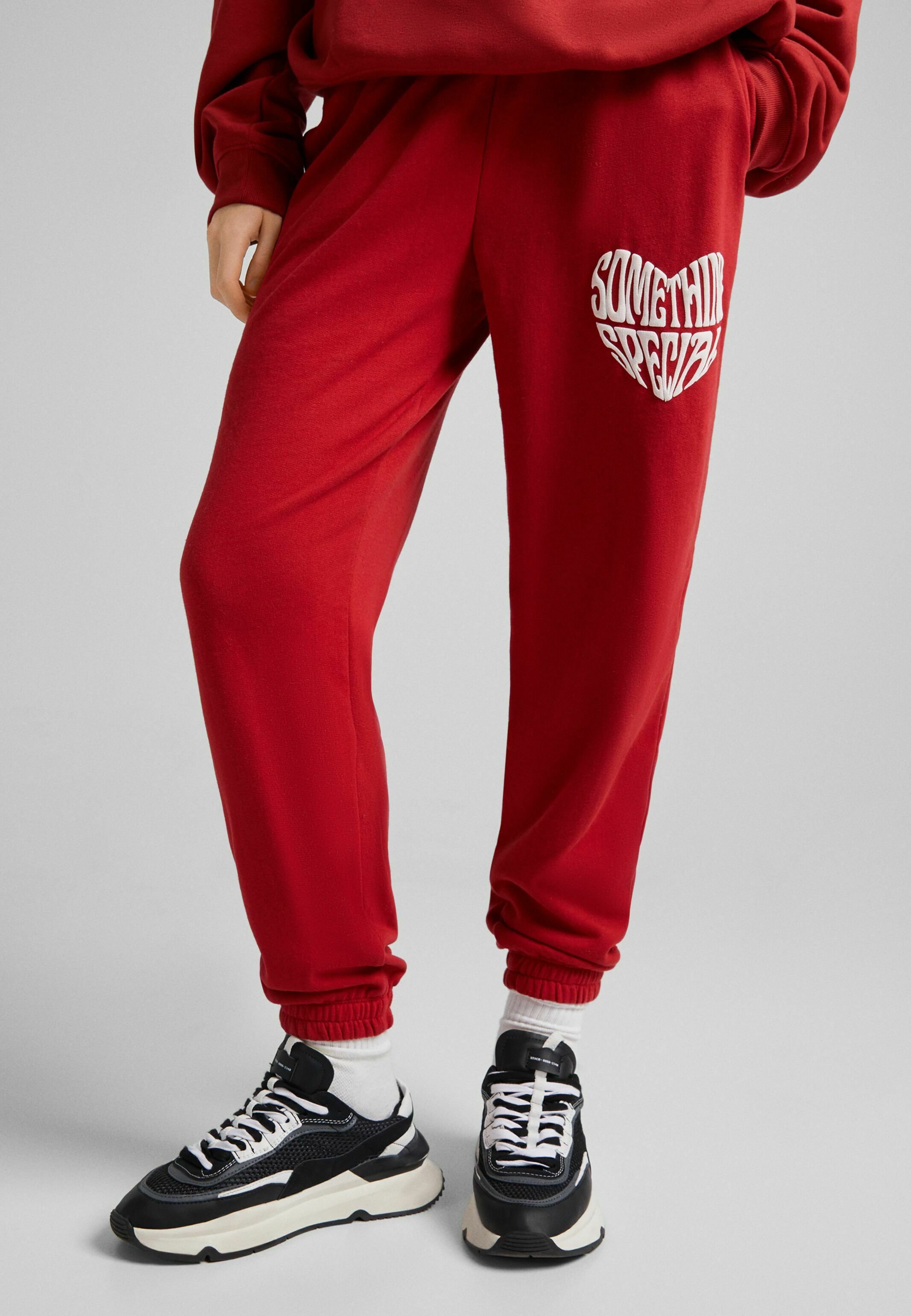 Bershka PUFF PRINT JOGGER - Pantaloni sportivi - red/rosso - Zalando.it