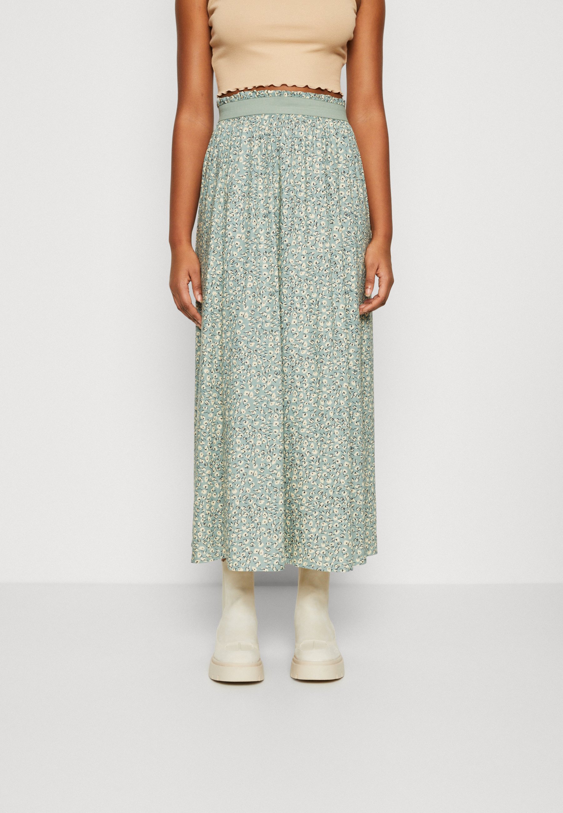 only-venedig-aop-life-wvn-noos-a-linien-rock-chinois-green-gr-n