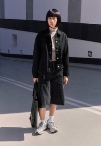 adidas Originals CAPRI - Džinsiniai šortai - black