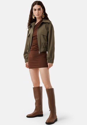 Boots - brown
